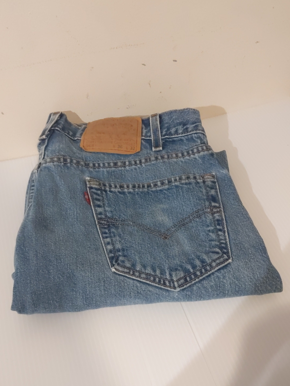 Vtg Levis 505 Mens Jeans 33x31 (36x32 Tag) Regular Fit Straight